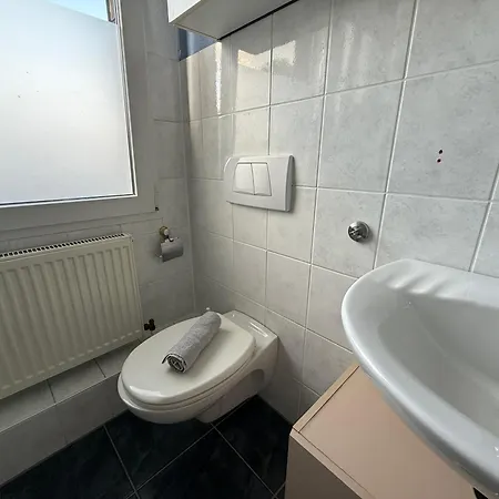 Daire In Mg Self- Check-in Mönchengladbach